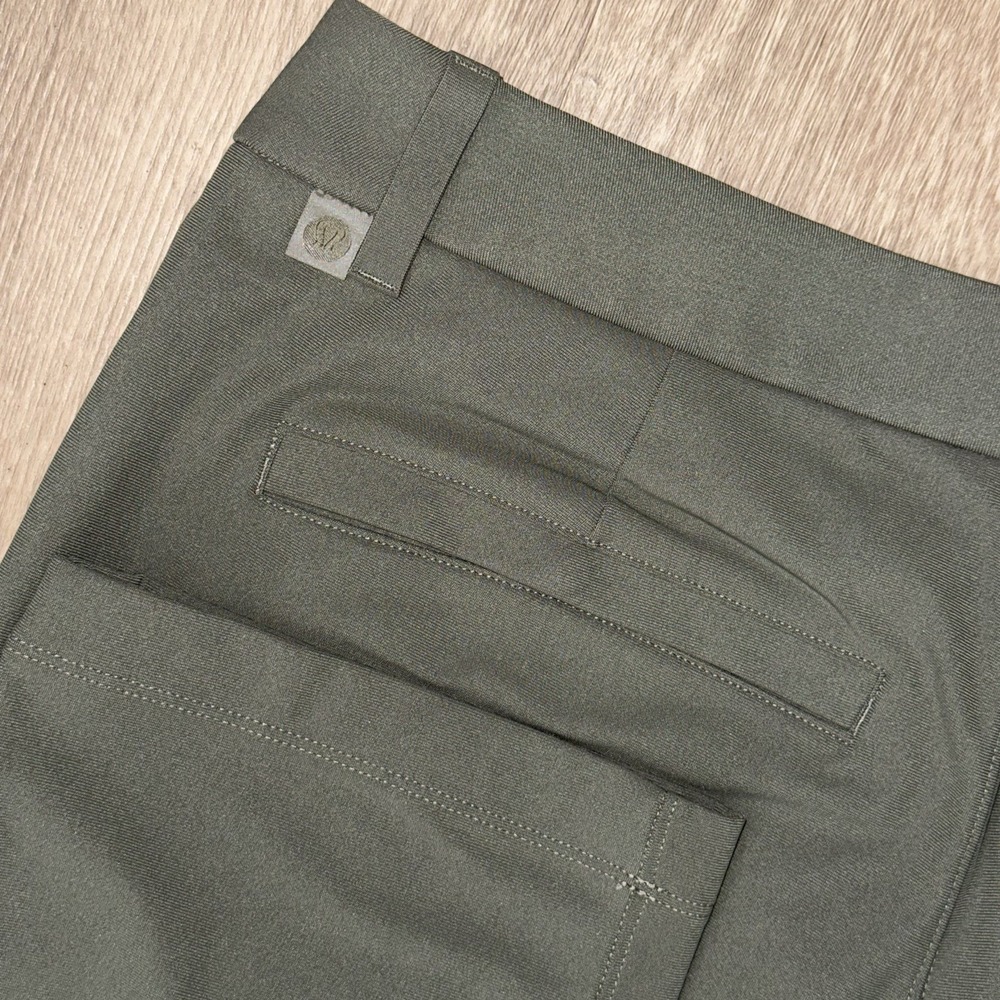 Lululemon ABC Classic Fit Pants Warpstreme Men's 32x29 Green Performance Chino
